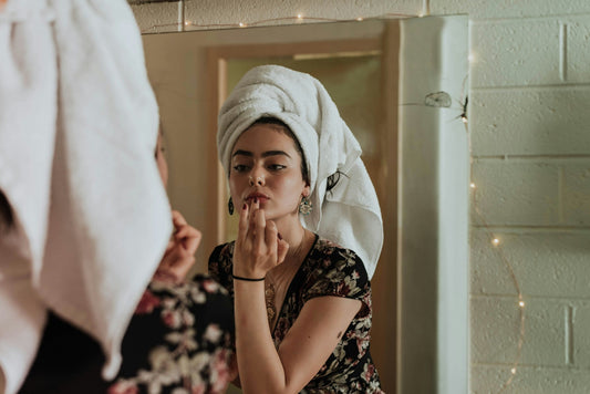 5-Minute Skincare: Busy Women's Guide to Glowing Skin