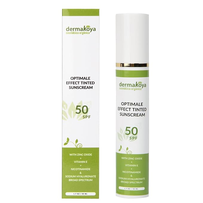 Dermakoya - Facial sunscreen with makeup coverage effect SPF 50.