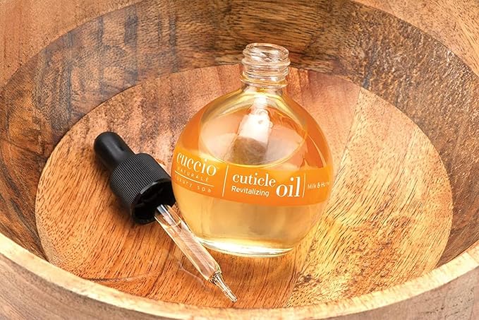 Cuccio Naturale Revitalizing- Hydrating Oil