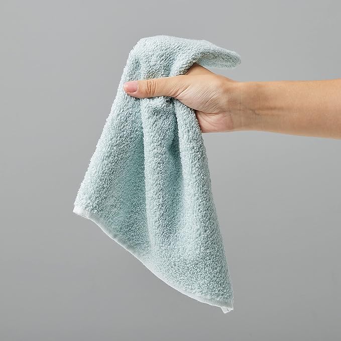 Amazon basics face towels for