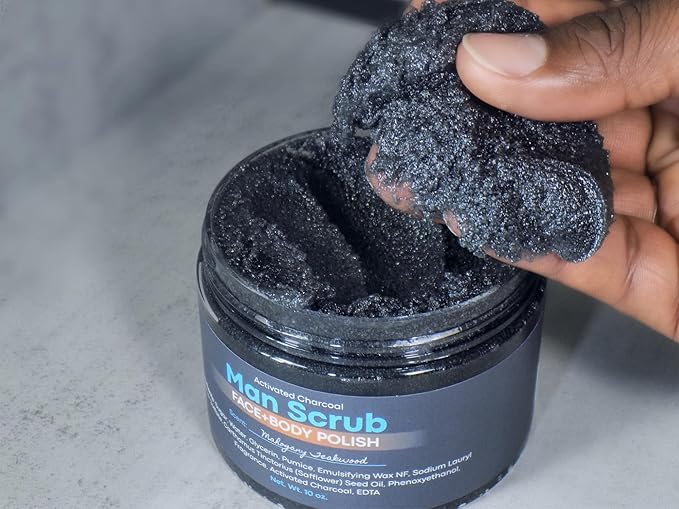 Joli Noir - Face Scrub For