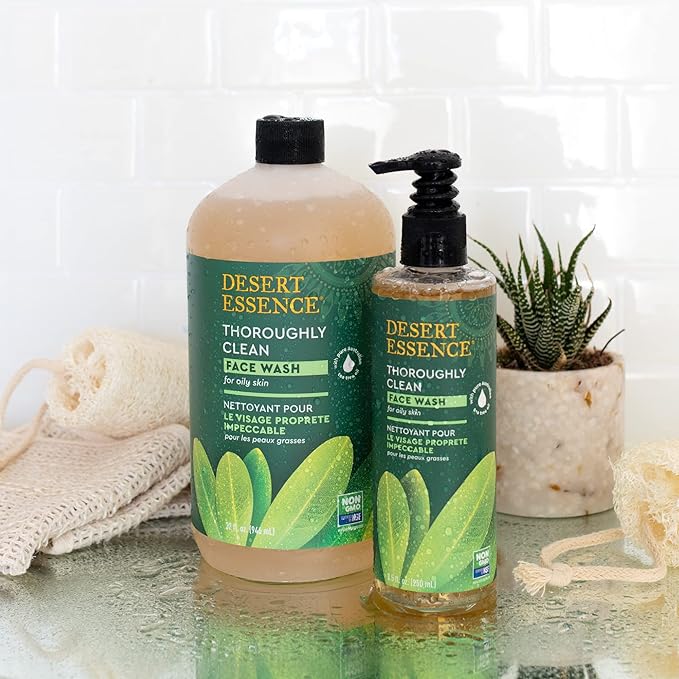 Desert Essence Thoroughly Clean Face Wash - Original - 32 Fl Oz - Pack of 2 -Tea Tree Oil -For Soft Radiant Skin - Gentle Cleanser - Extracts Of Goldenseal, Awapuhi, & Chamomile Essential Oils